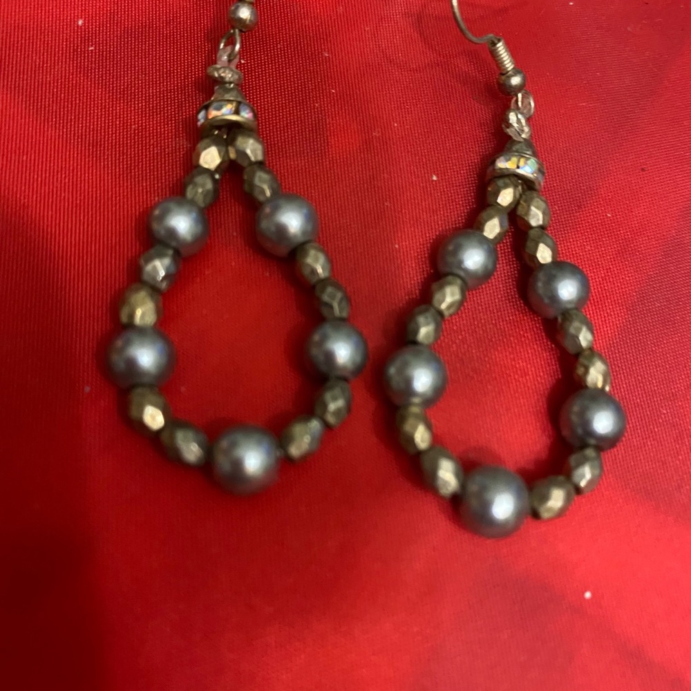 7 earrings for 1 price!! - Picture 3 of 7